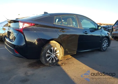 2021 Toyota Prius Le из США, поврежденный, VIN JTDKAMFU5M3146454